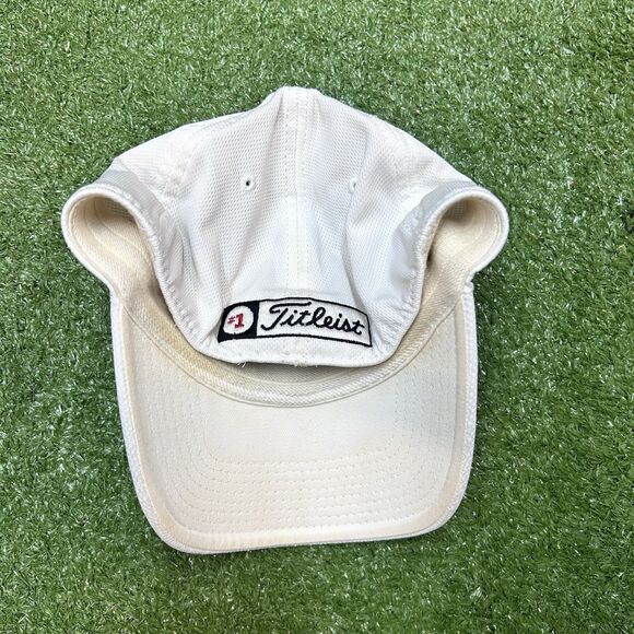 Titleist Golf Hat Flex Fit Medium/Large White - Picture 2 of 3